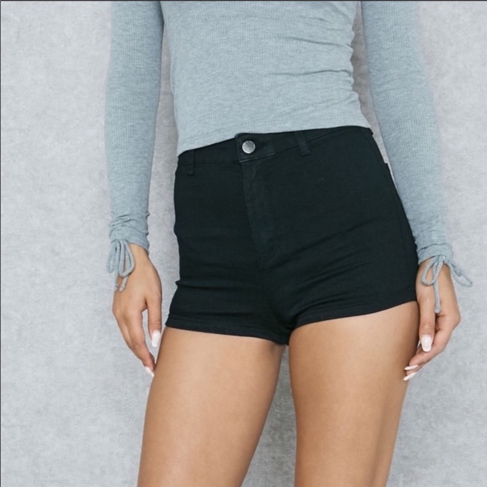 Brand New Topshop Black Joni Shorts